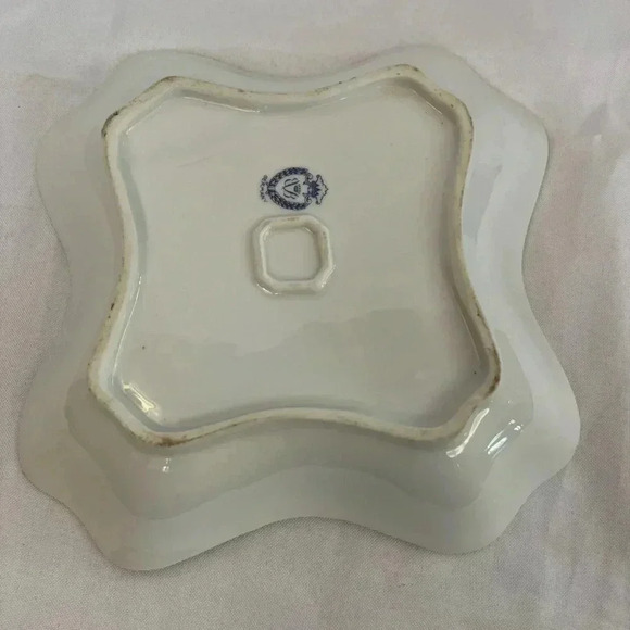 Vintage German Beyer and Bock Painted Ceramic Decorative Plate Set - Picture 9 of 10